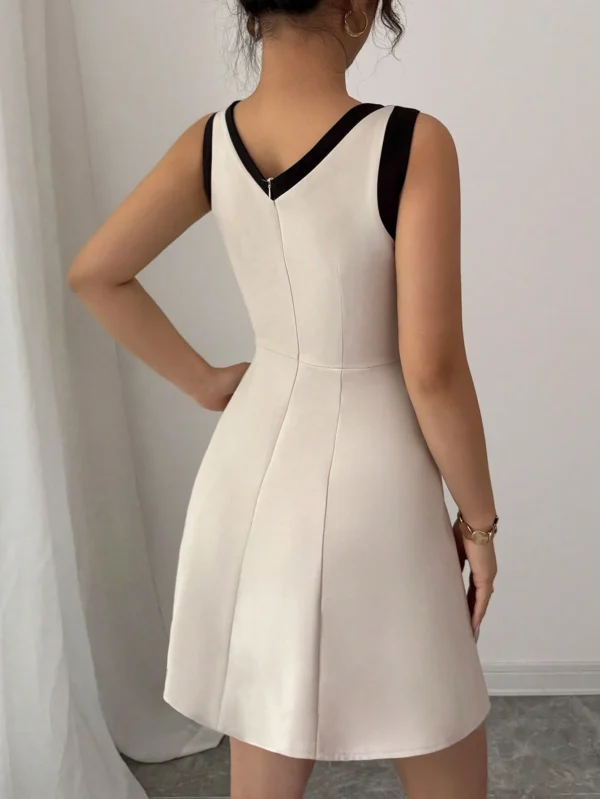 Vestido camisola de ajuste ceñido de tejido con contraste de color - Imagen 2