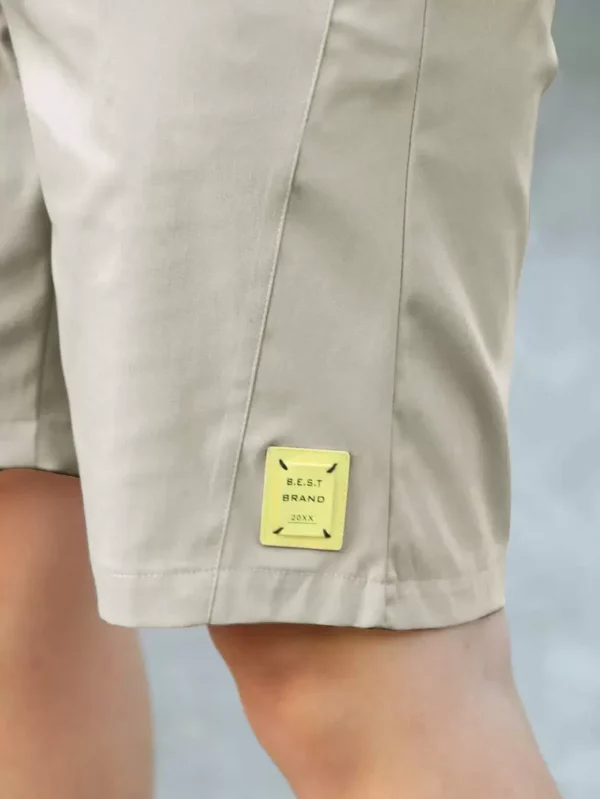 Pantalones cortos holgados con parche con letras y cintura con cordón - Imagen 3