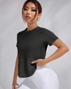 Camiseta deportiva unicolor de manga raglán