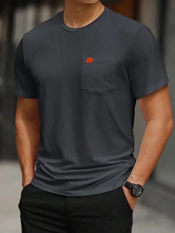 Camiseta sencilla de bolsillo de manga corta y cuello redondo