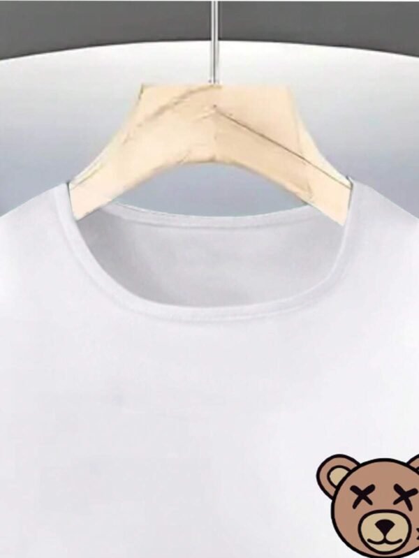 Camiseta de manga corta informal con estampado de oso - Imagen 3