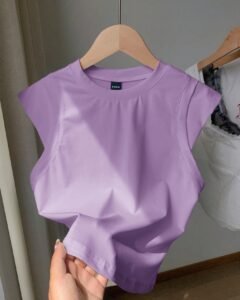 Camiseta de cuello redondo y hombros caídos de color liso