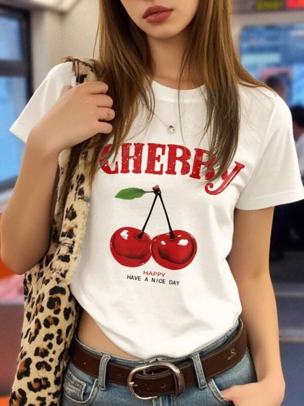 Camiseta básica de manga corta y cuello redondo con estampado de cerezas
