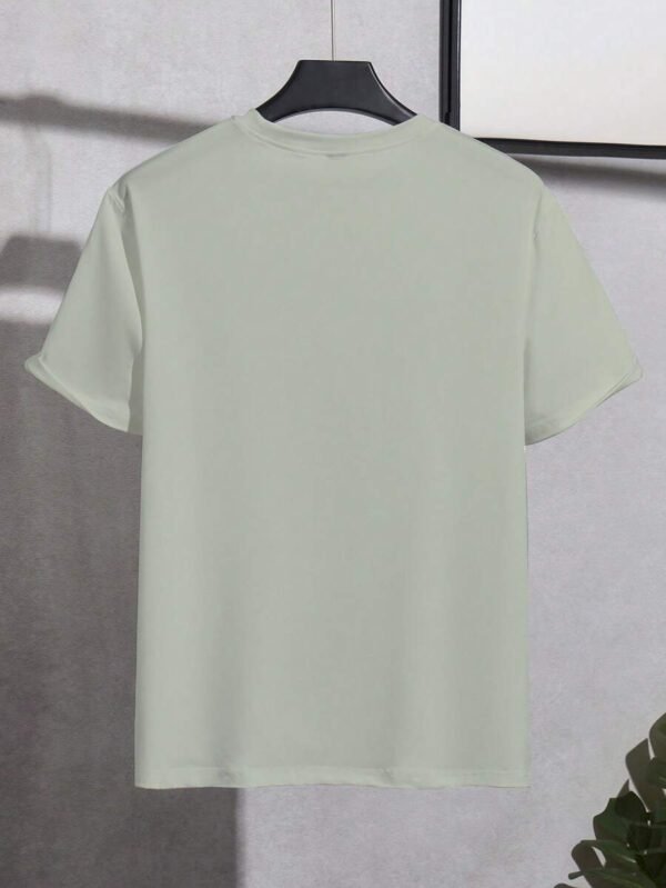 Camiseta de manga corta de cuello redondo con parche gráfico - Imagen 2
