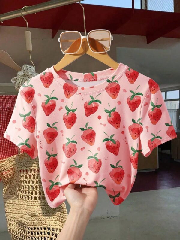 Camiseta de manga corta ajustada con estampado digital de fresa