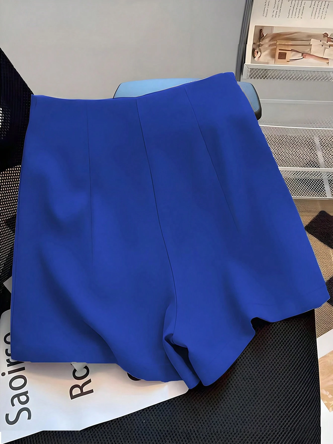 Pantalones cortos casuales de tiro medio con cremallera frontal - Imagen 2