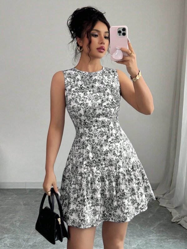 vestido mini elegante bohemio con estampado floral francés sin mangas