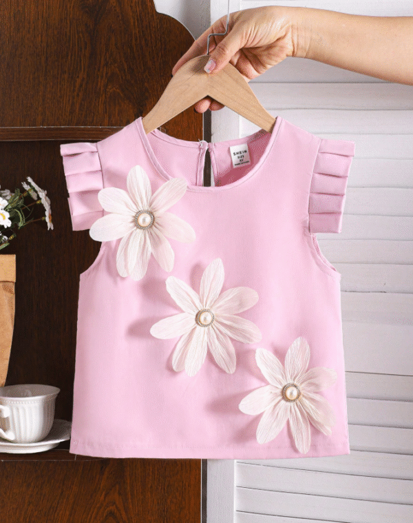 Blusa de manga corta con flores 3D elegantes