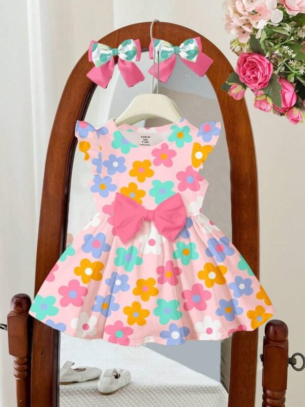 Vestido casual de niña pequeña con manga corta, estampado de lazo - Imagen 3