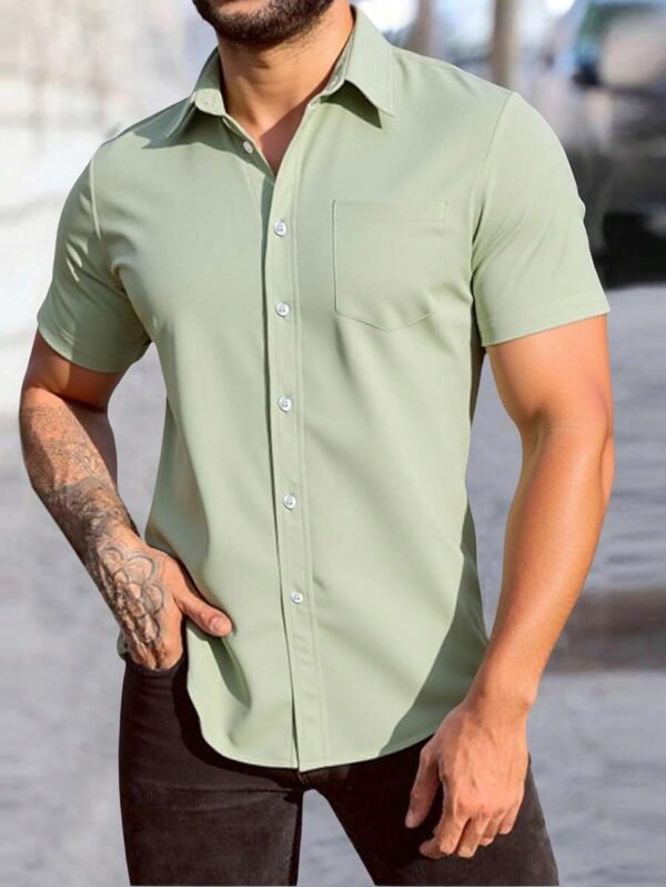 Camisa casual de manga corta y unicolor para hombre