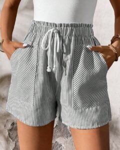 Shorts de verano a rayas con cintura elástica y bolsillos