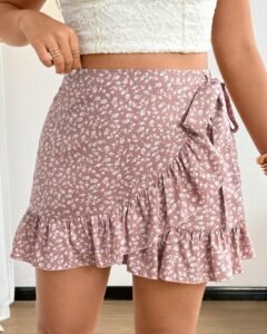 Minifalda ajustada con volantes en el bajo, estampado floral pequeño