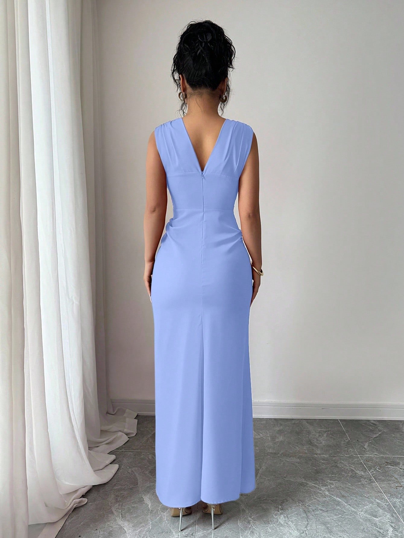 Vestido formal de mujer, vestido plisado con abertura estilizador - Imagen 2