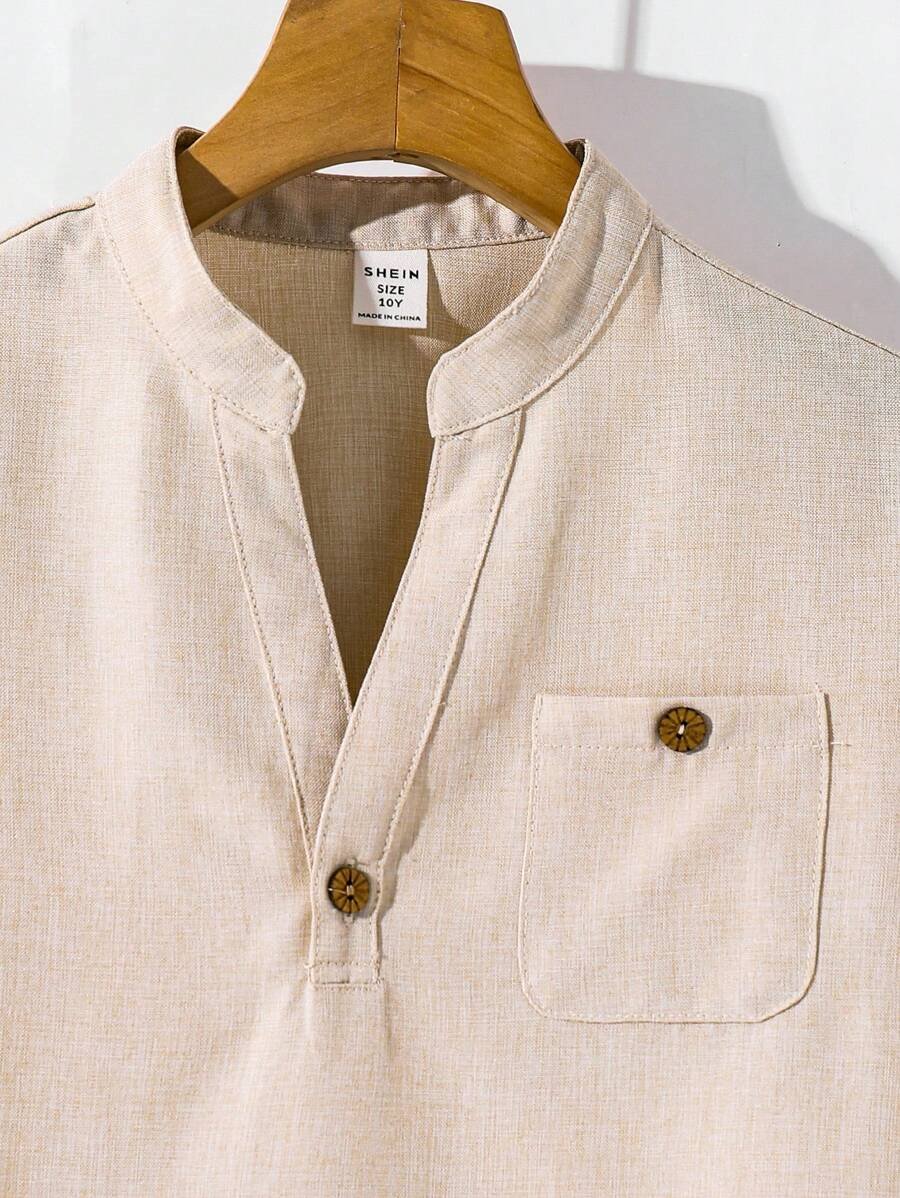 Conjunto de camiseta de manga corta con cuello en V y pantalones cortos - Imagen 3