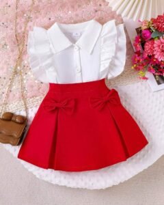 blusa sin mangas con volantes y falda con decoración de lazo