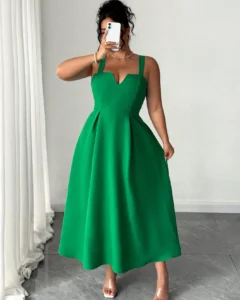 Vestido de línea A sin mangas de color liso con cuello en V