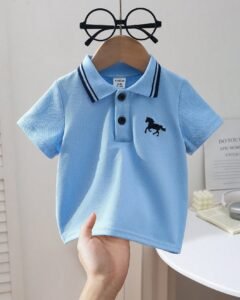 Camiseta de manga corta con cuello polo para bebés niños con diseño bordado