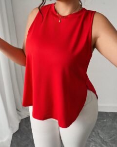 Camiseta sin mangas informal con cuello redondo y abertura lateral