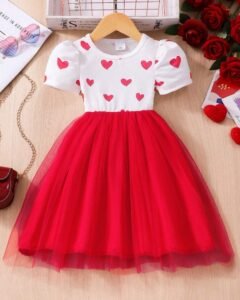 Vestido de malla con estampado de corazón de manga corta