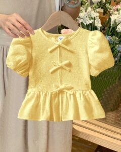 Blusa casual de cuello redondo de manga corta lisa