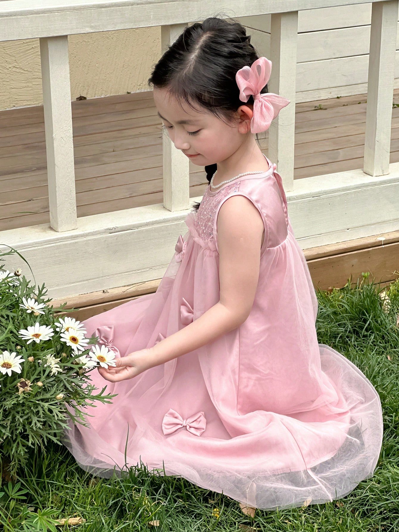 Camisa polo con estampado de dibujos animados de cuello en contraste - Imagen 3