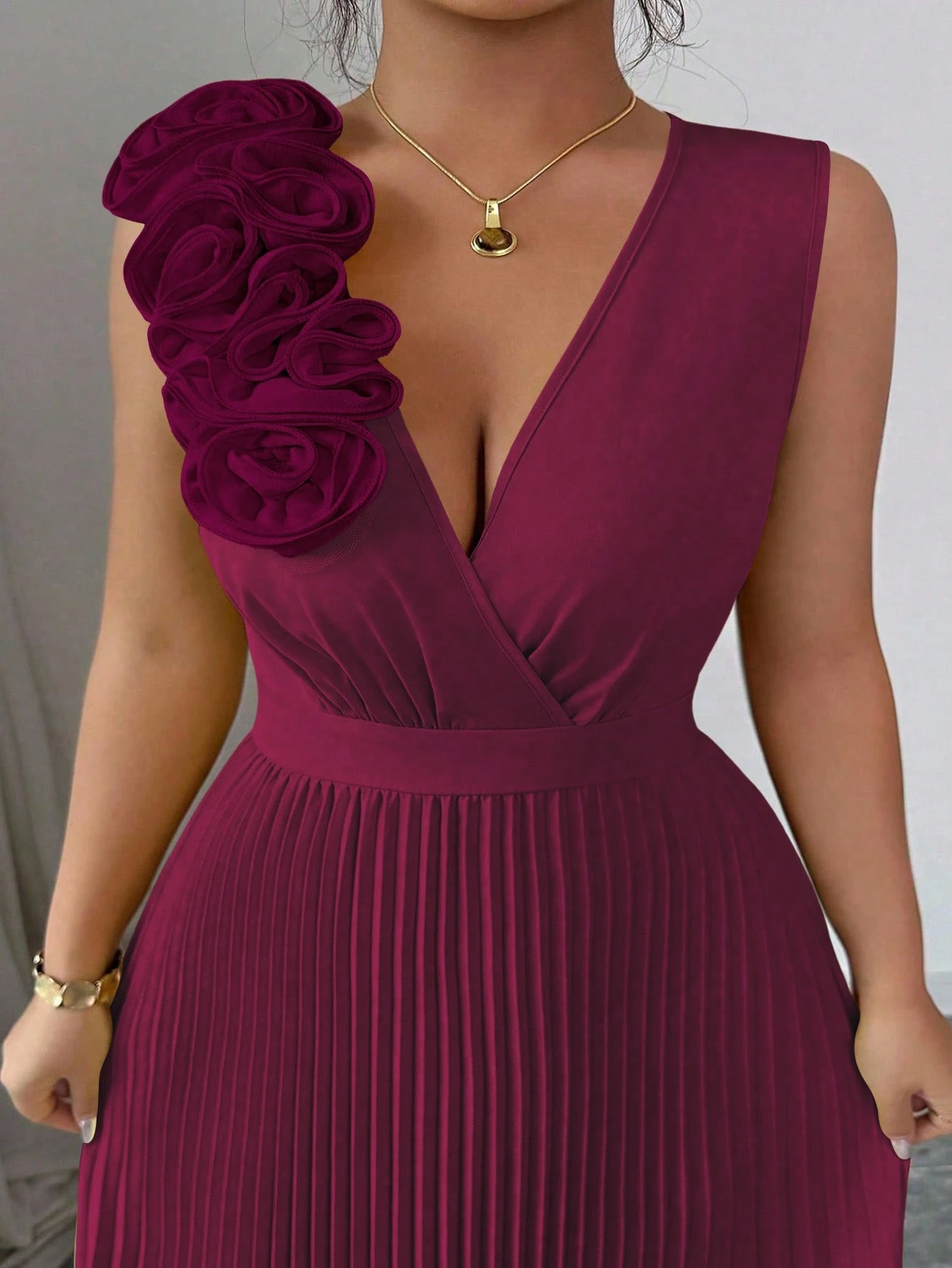 Vestido plisado de línea A de color - Imagen 3