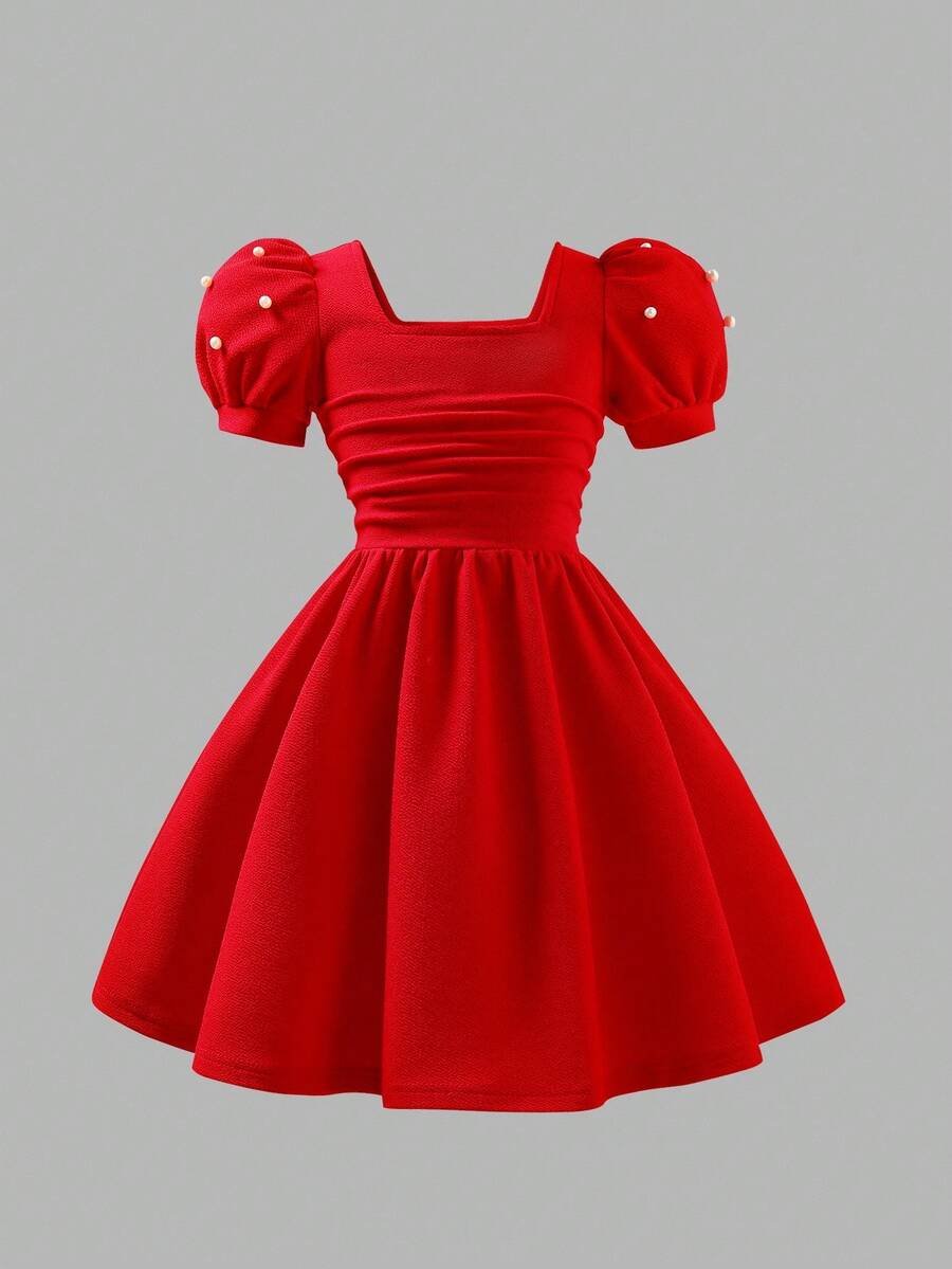 Vestido de punto con cuello cuadrado, mangas abultadas y cuentas