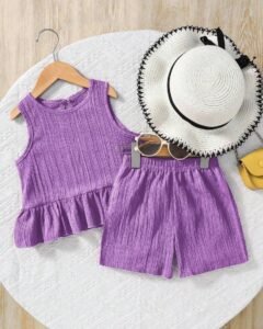 Top sin mangas de cuello redondo y pantalones cortos sueltos de unicolor