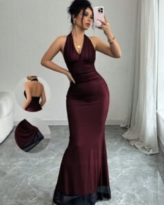 Vestido largo de punto con malla, cuello en V y cintura fruncida