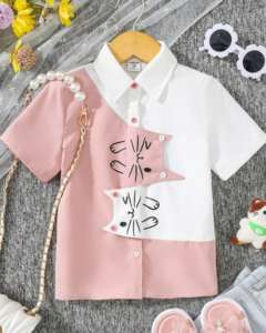 Camisa informal de manga corta con botones y cuello con bloque de color