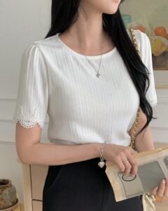 Blusa básica de mujer de cuello redondo con ajuste holgado