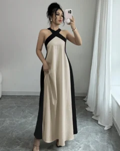 Vestido de estilo bohemio sin espalda con lazo en el cuello y falda maxi