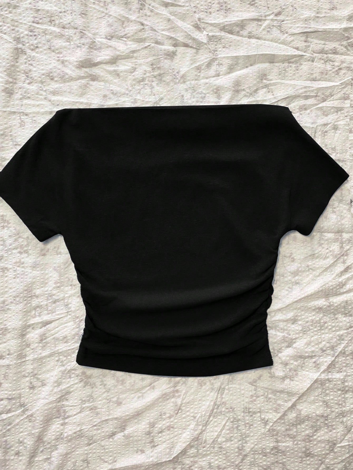 Camiseta de manga corta ajustada con hombros descubiertos - Imagen 2