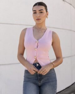 Camiseta sin mangas de verano casual con un solo botón y tirantes anchos