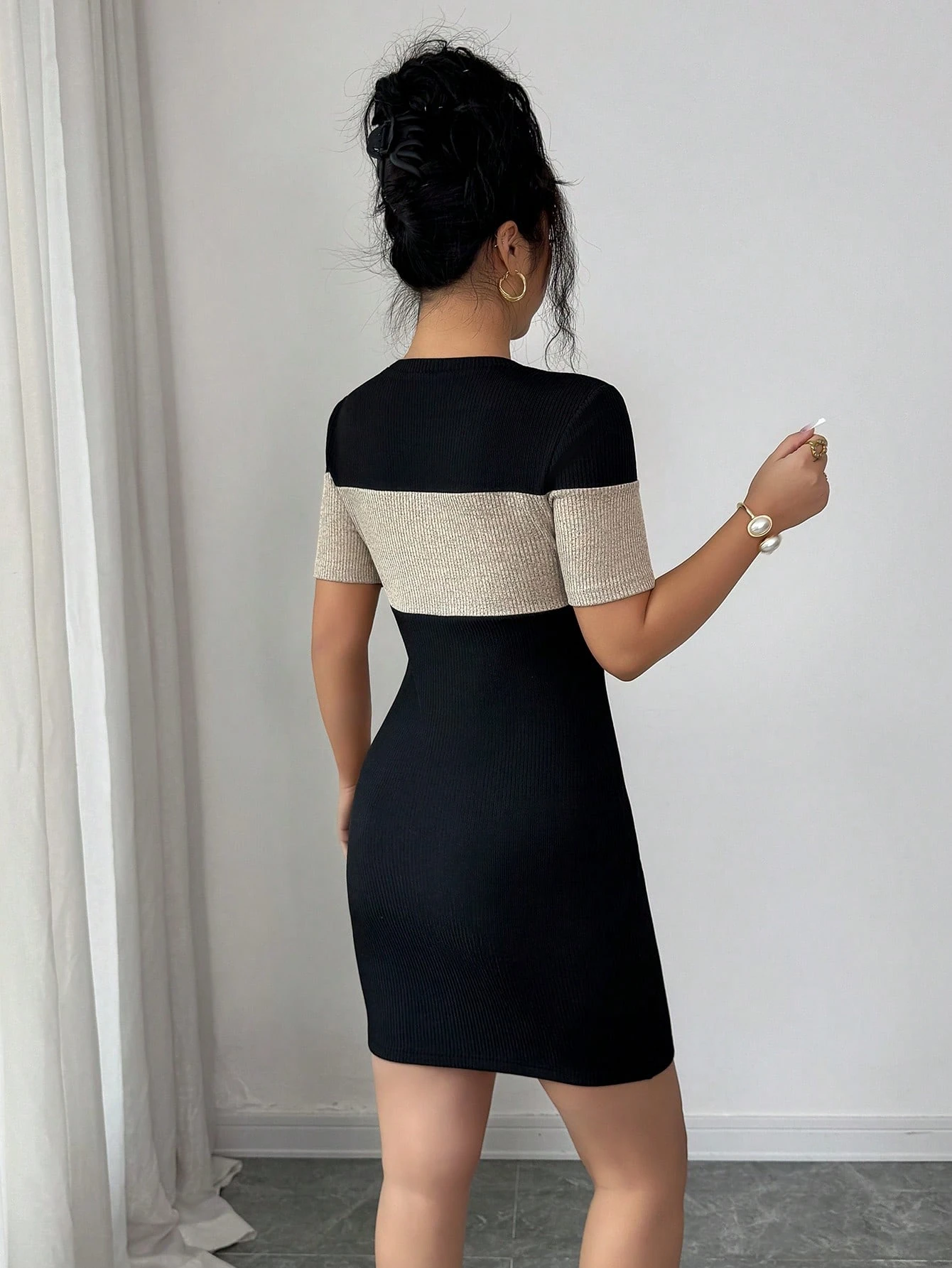 Vestido casual de mujer con diseño de patchwork acanalado de alta calidad - Imagen 2