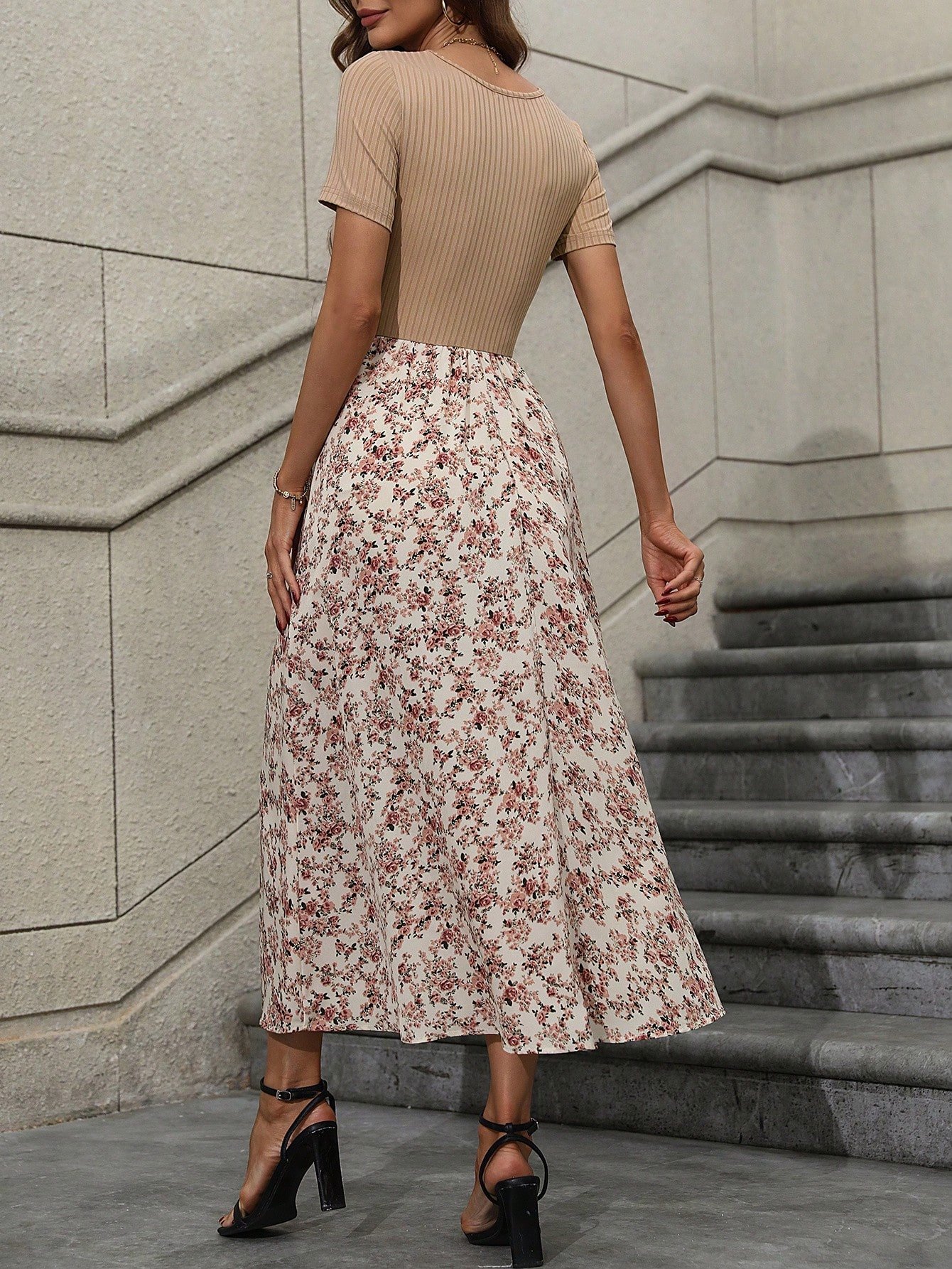 Vestido maxi estilo de línea A con estampado floral diminuto - Imagen 2