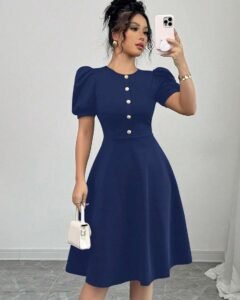 Vestido mini de verano elegante de unicolor con botones y mangas farol