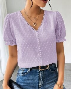 Blusa de mujer con escote en V y manga corta con estampado de lunares