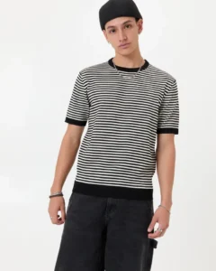 Playera Tejida Negra con Rayas Blancas