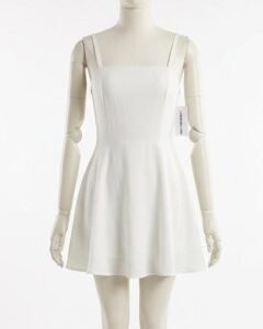 Vestido corto blanco