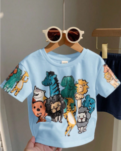 Top informal minimalista para niño pequeño