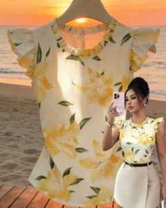 Camisa casual de vacaciones con estampado floral y volantes