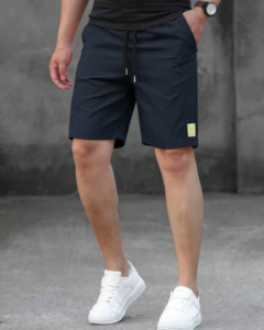 Pantalones cortos para hombre con parches de letras y cintura con cordón