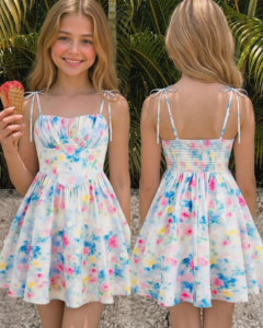 Vestido mini A-line sin mangas, con volantes en el bajo