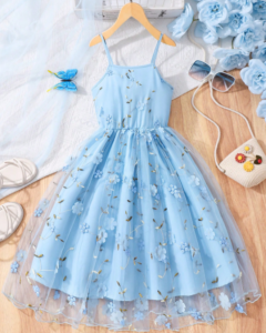 Vestido midi de línea A con cintura alta, tirantes finos de malla y apliques florales
